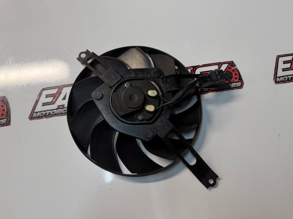 RH Radiator Thermo Fan Honda CBR 1000 RR 2010-2019 OEM 19030-MFL-D21