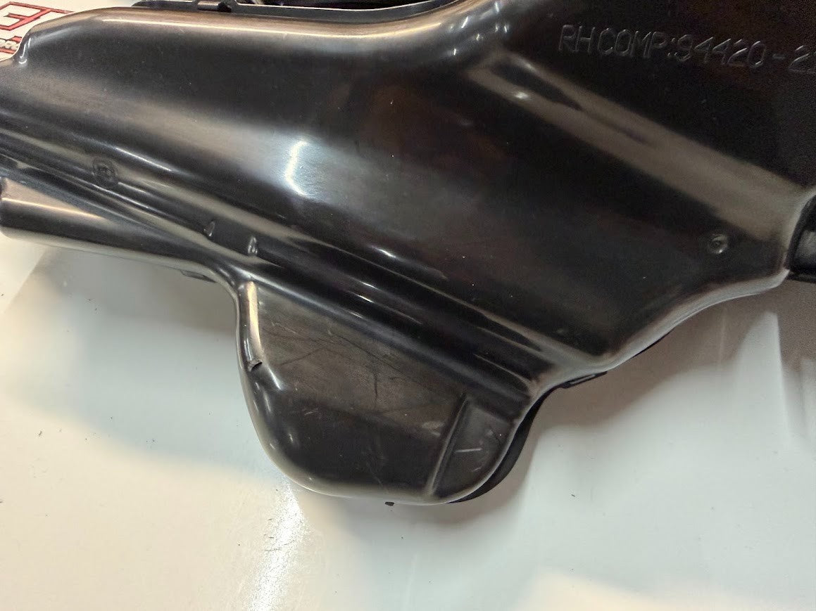 Air Ram Intake Ducts Suzuki GSXR 1000 2007-2008 OEM 94420-21H00