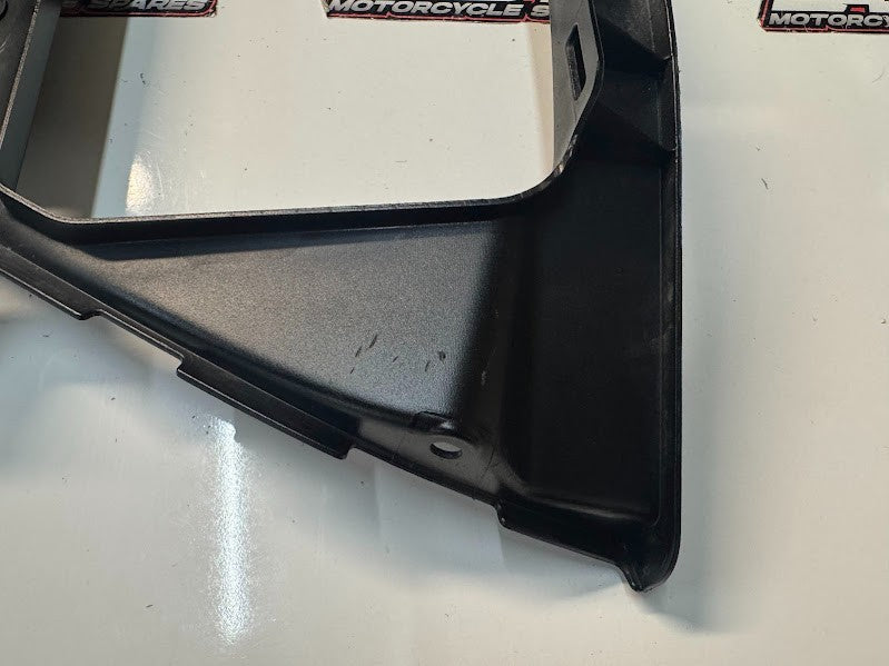 Yamaha YZF R1 2017-2019 Lower Inner 3 Panel Fairing OEM Genuine 2CR-2836M-00-P5