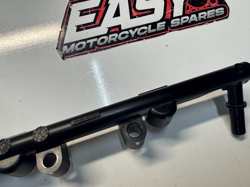 Yamaha YZF R1 2020-2025 Primary Injector Rail OEM Genuine B3L-13795-00