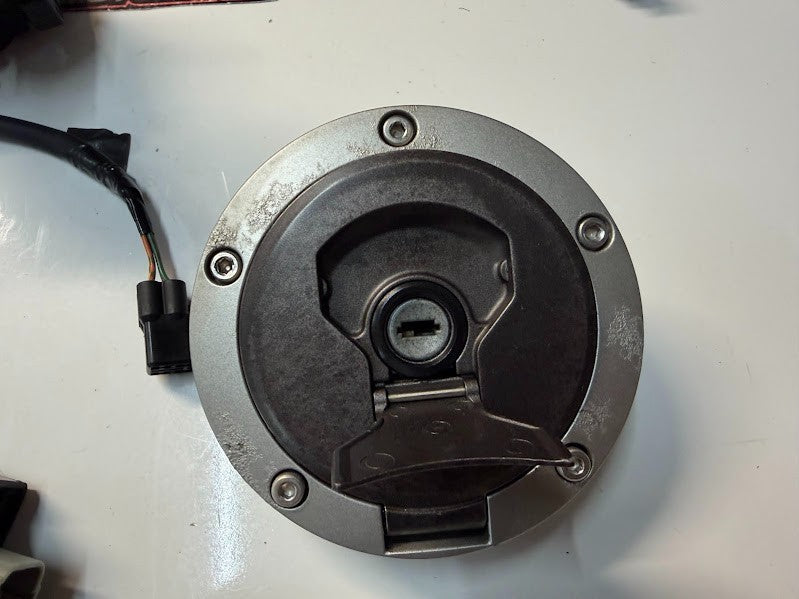 ECU Ignition Lockset HISS Complete Honda CBR 1000 RR 2014-2016 OEM 38770-MGP-D62