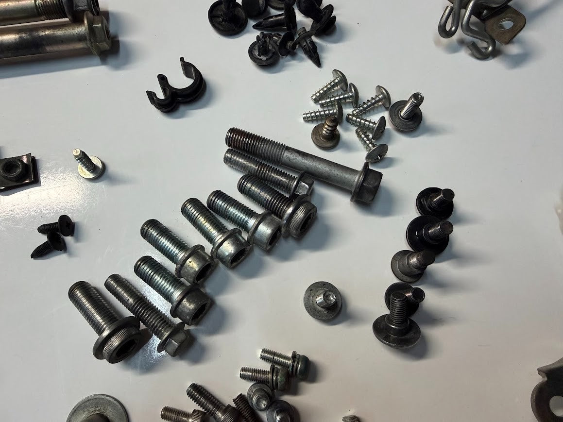 Misc Nuts Bolts Hardware Fasteners Suzuki GSXR 1000 2013 OEM
