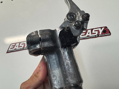 Suzuki VL 1500 Intruder 2002-2004 Front Brake Master Cylinder OEM 59600-10F20