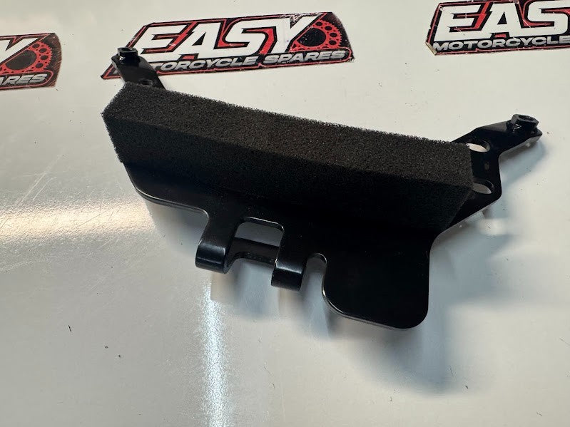 Yamaha YZF R7 2022-2025 Seat Bracket OEM Genuine BEB-21946-00