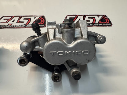 Suzuki VL 1500 Intruder 2002-2009 Front Brake Calipers OEM 59100-33DD0-999