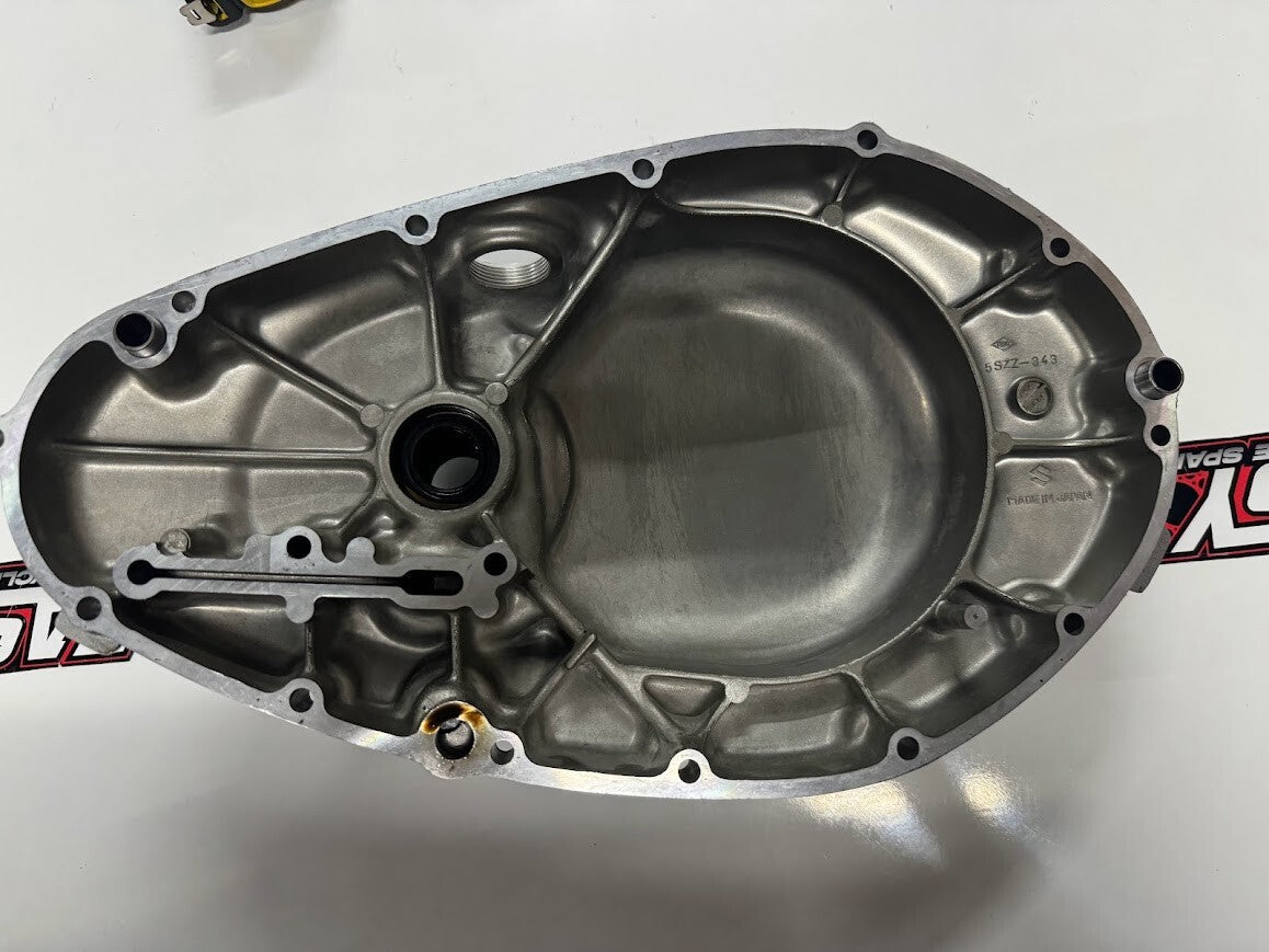 Engine Clutch Cover Suzuki GS 500 2006