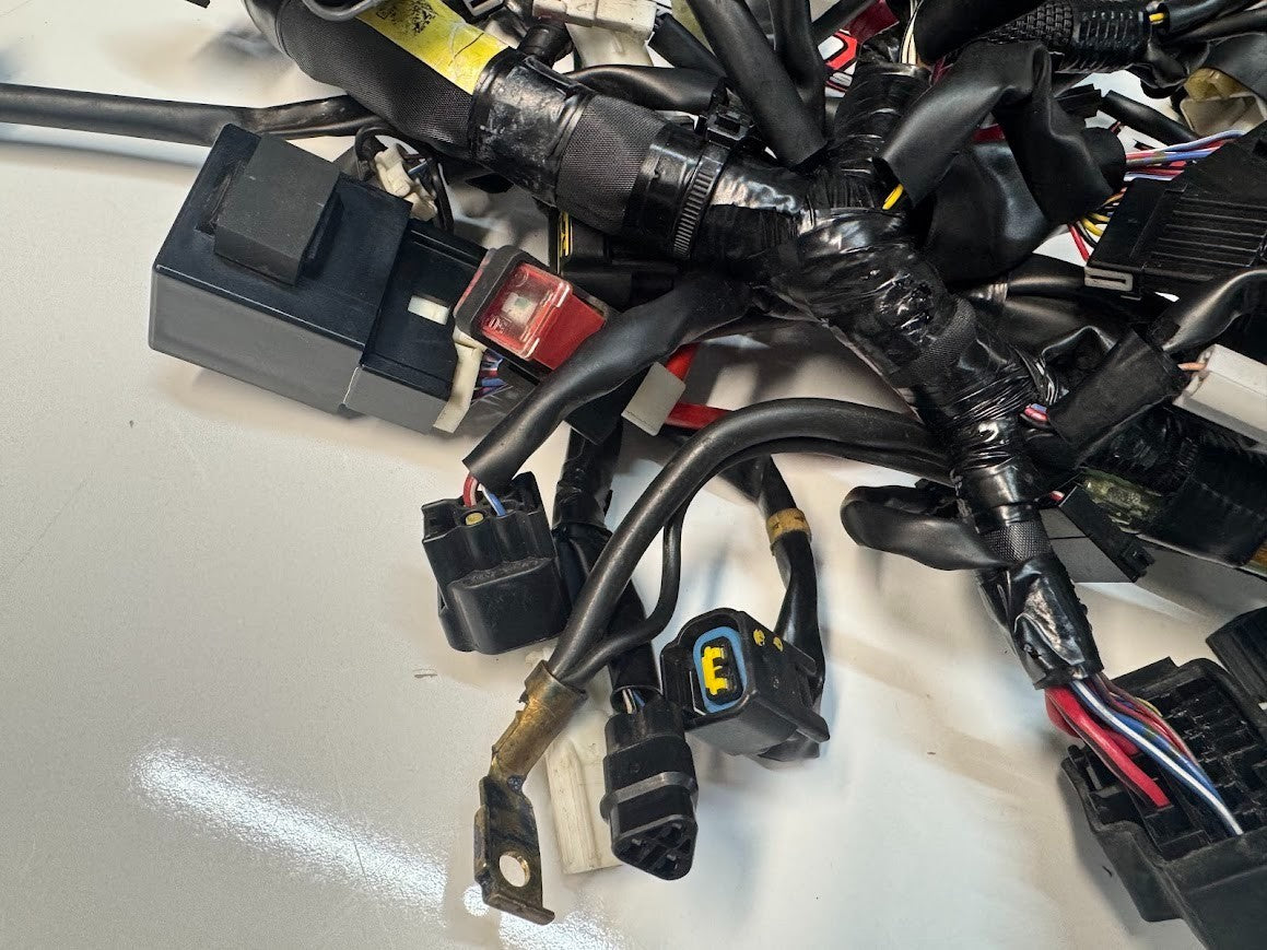 Yamaha YZF R1 2015-2016 Main Wiring Harness OEM Genuine 2CR-82590-00