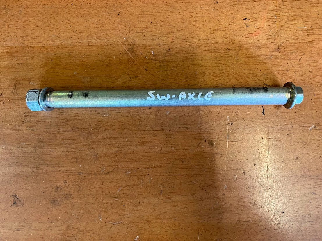 Swing Arm Bolt Suzuki Bandit 1250 07-11 2007 61211-31E00