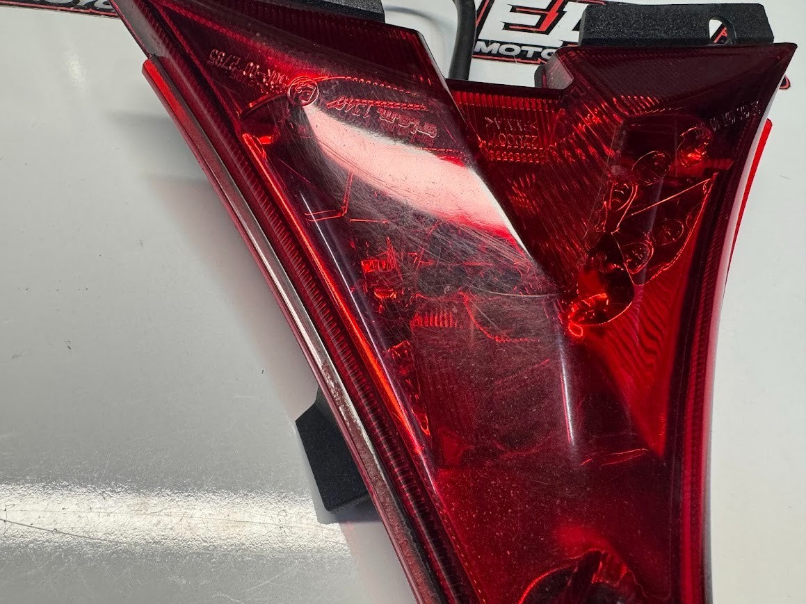 Aprilia RS4 125 4T 2011-2016 Taillight Brake Light OEM Genuine 2D000238R
