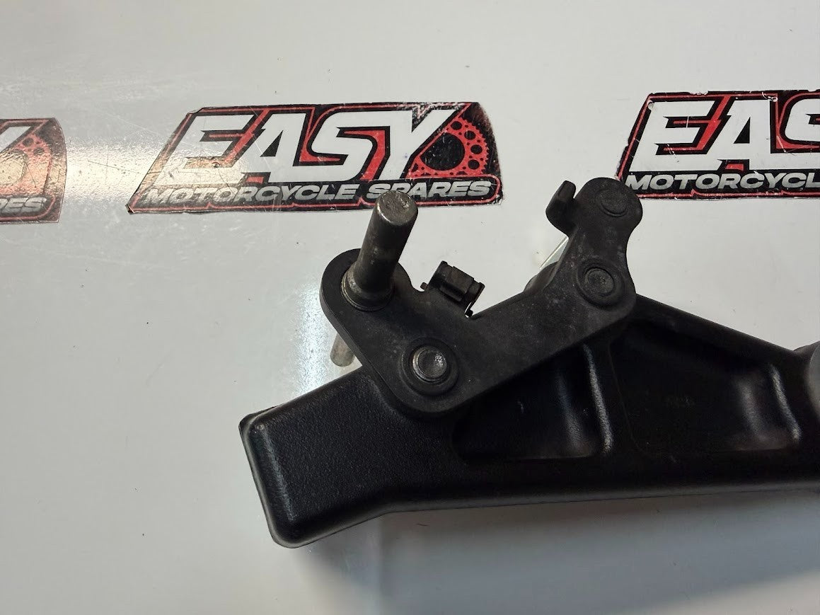 Rear Caliper Bracket Suzuki Boulevard C109R VLR 1800 T 2008-2014 OEM 69150-01D40
