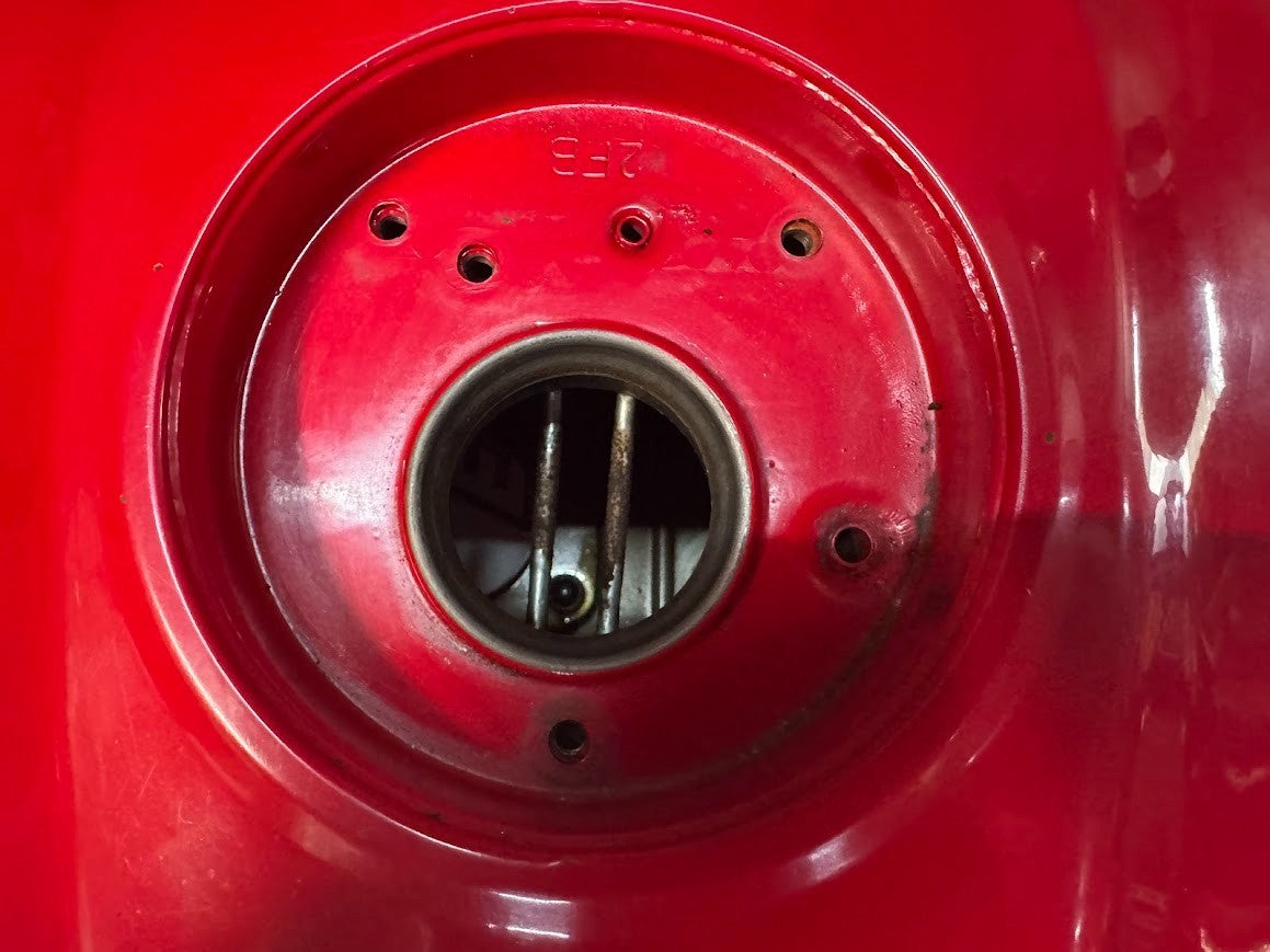 Yamaha YZF R15 2015 Fuel Tank OEM Genuine 2FB-XF41A-01