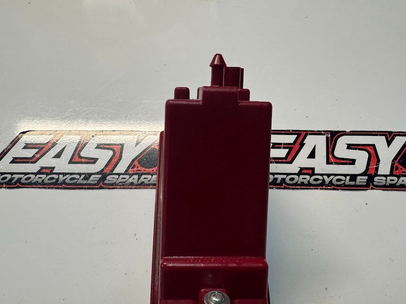 Yamaha YZF R1 2015-2025 Rear Brake Light Taillight OEM Genuine 2CR-84710-01