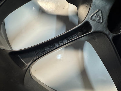 Yamaha YZF R1 2020 Rear Wheel Rim B3L-25338-00 OEM Genuine *READ DESCRIPTION*