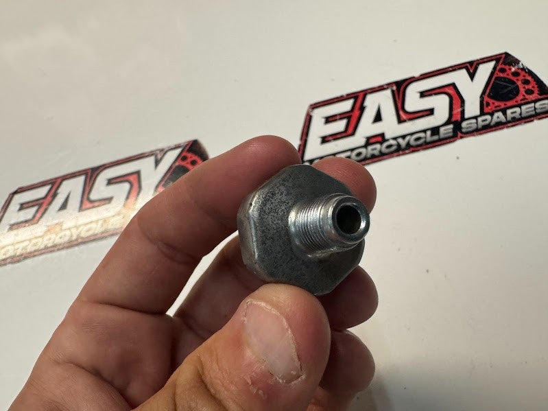 Suzuki VL 1500 Intruder 1998-2004 Oil Pressure Sender Switch OEM 37820-33D11