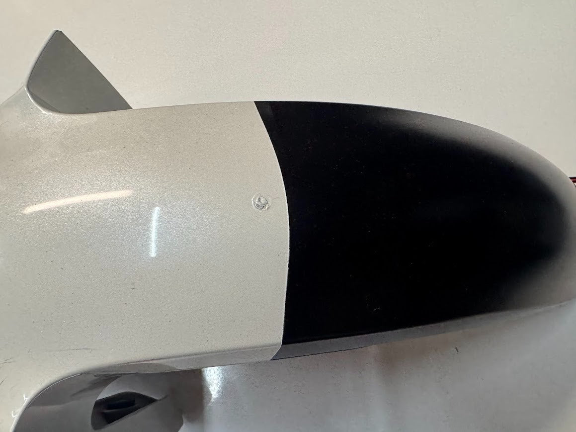 Yamaha YZF R15 2013-2016 Front Fender Mudguard Hugger OEM Genuine 1CK-F1511-00