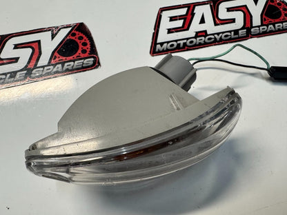 RH Front Indicator Blinker Suzuki GSXR 1000 05-16 2008 35601-41G00
