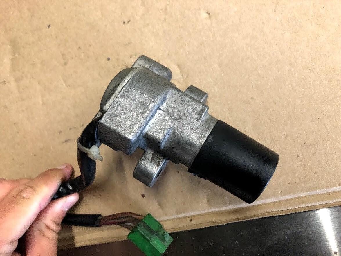 Ignition, Seat Lock and Key Suzuki GSX 750 F 89-96 1989 37100-26D03