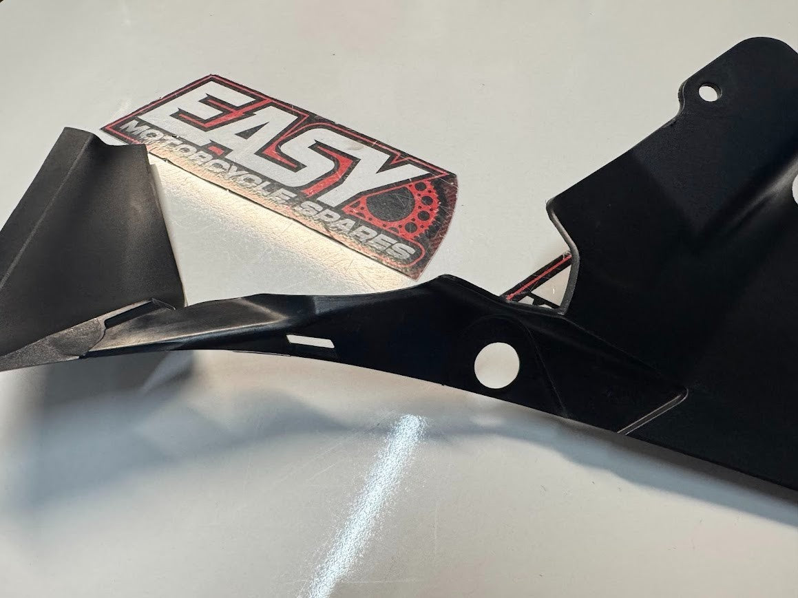 RH Inner Middle Cowl Honda CBR 1000 RR 2012-2016 OEM Genuine 64370-MGP-D010