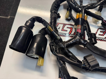 Yamaha YZF R1 2020-2025 Main Wiring Harness OEM Genuine B3L-82590-02