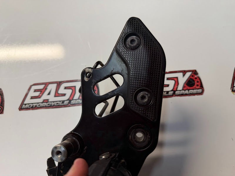 RH Foot Peg Assembly Kawasaki Vulcan S 650 2015-2026 OEM 34027-0013