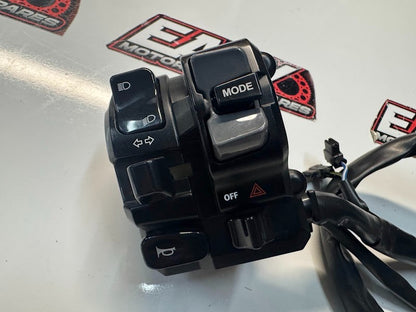 Yamaha YZF R1 2020-2025 LH Switch Block Controls OEM Genuine B3L-83969-01