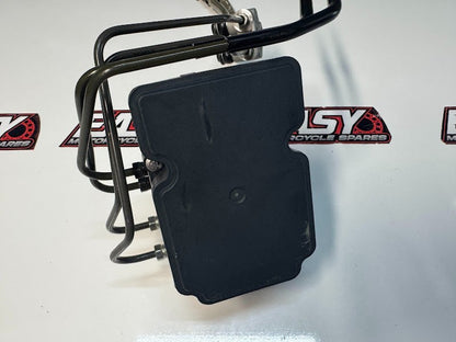 Yamaha YZF R1 2015-2019 ABS Module Pump OEM Genuine 2CR-85930-09