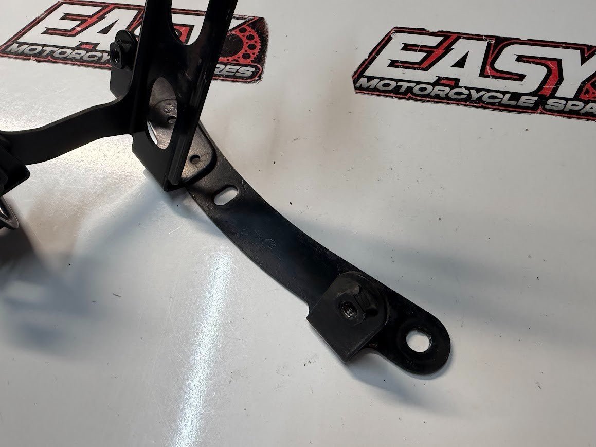 Radiator Cooler Support Bracket Suzuki GSXR 1000 07-08 2008 17790-21H00