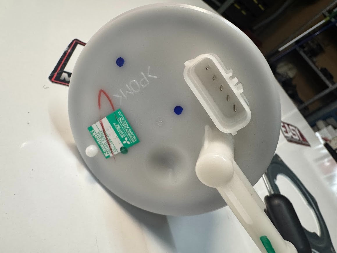 Kawasaki Ninja 500 2024-2025 Fuel Pump Assembly OEM Genuine 49040-0824