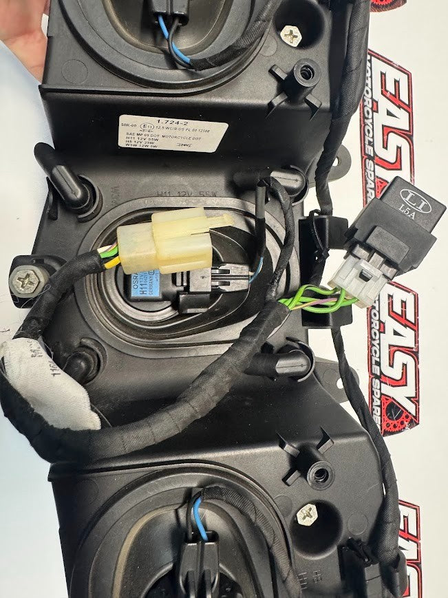 Aprilia RS4 125 4T 2011-2016 Headlight Assembly OEM Genuine 897575