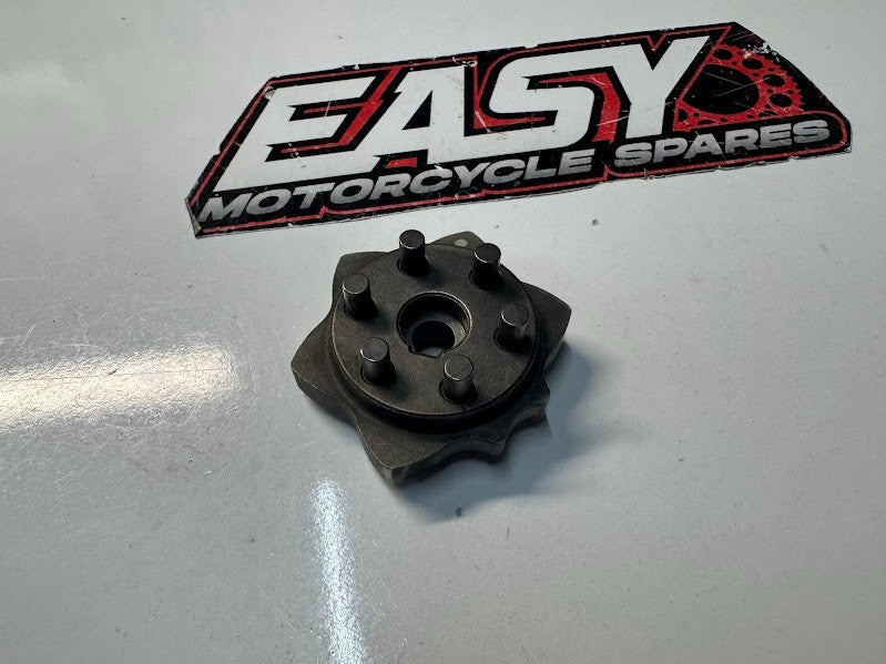 Suzuki VL 1500 Intruder 1998-2009 Gear Shift Cam Plate OEM Genuine 25381-10F10