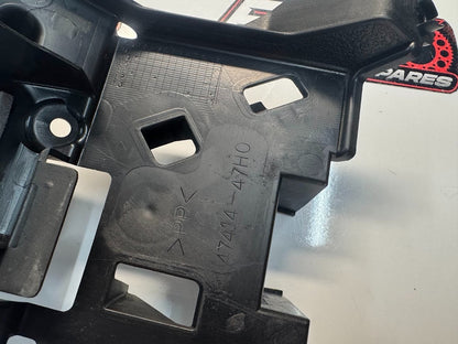 Suzuki GSXR 1000 2009-2016 Inner Parts Holder Bracket OEM Genuine 47414-47H00