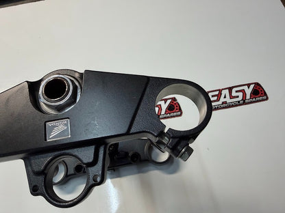 Triple Trees Clamps Honda CBR 500R 2013-2018 OEM 53219-MGZ-J00