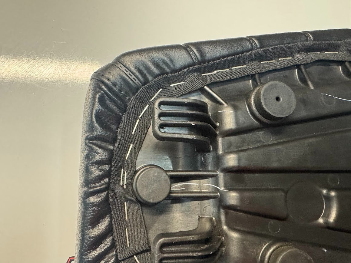 Royal Enfield Interceptor 650 2022 Seat Dual OEM Genuine 1030001C Euro 5