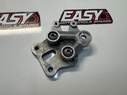 Suzuki GSXR 1000 2007-2008 LH Foot Peg Bracket OEM Genuine 43521-41G10