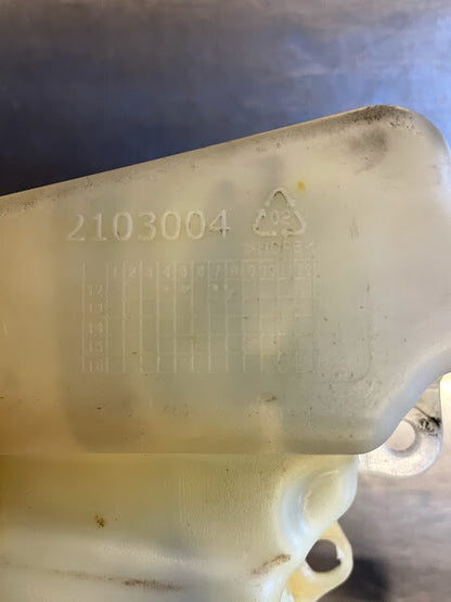 Overflow Bottle Triumph Street Triple 675 2013