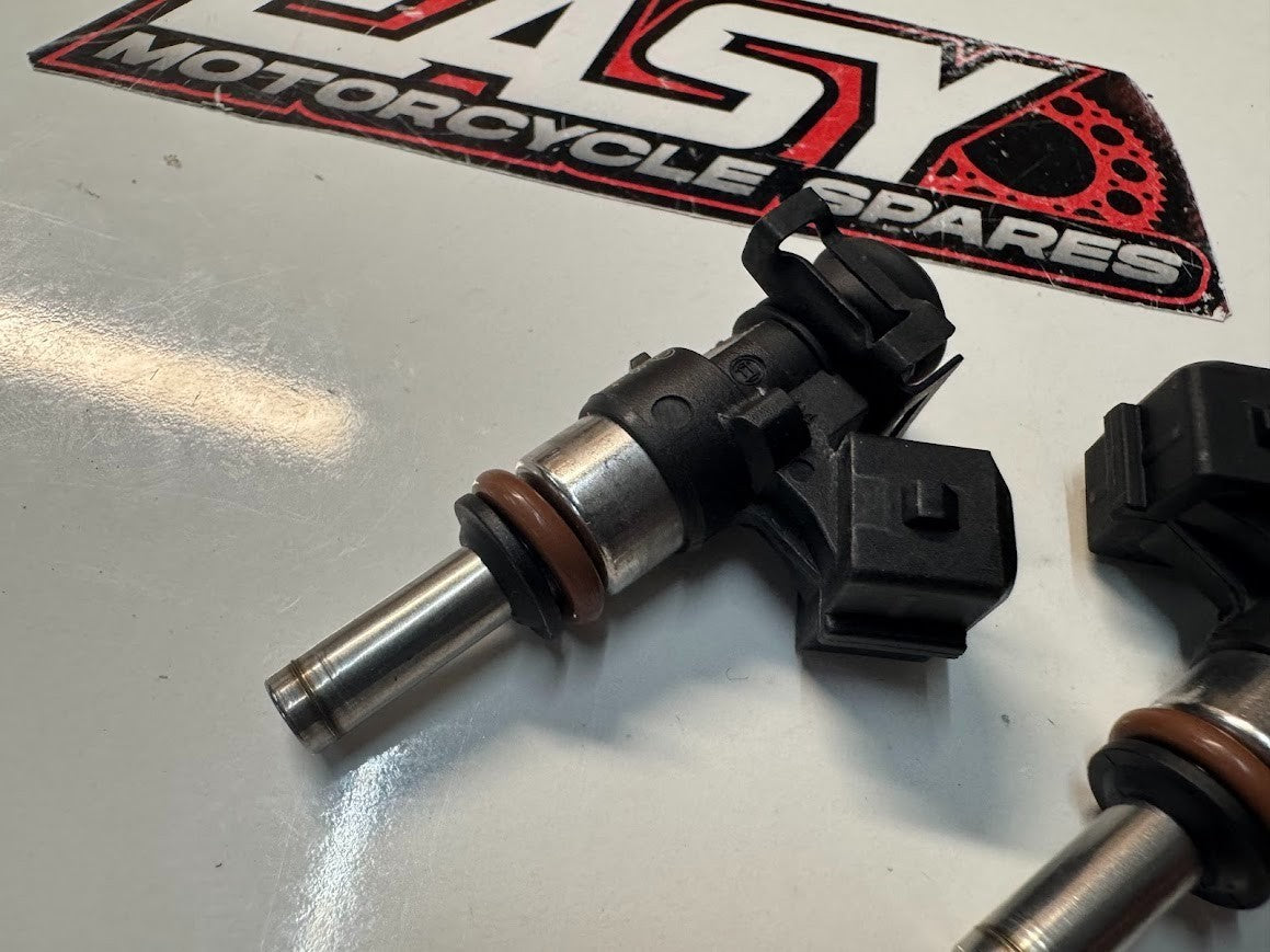 BMW S1000RR 2016 Secondary Fuel Injectors x4 OEM Genuine K46 13617672335