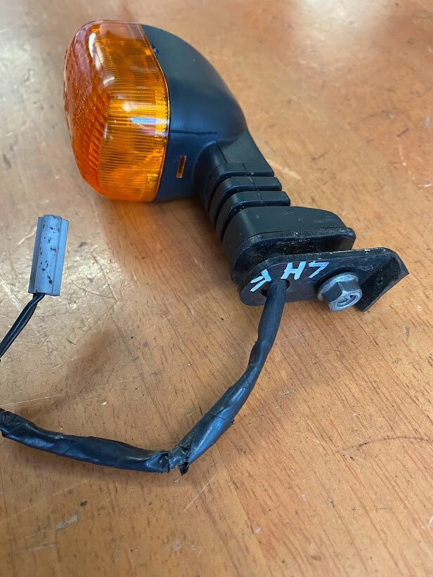 LH Front Blinker Yamaha FZ6-S 04-09 2006 5PW-83310-10-00