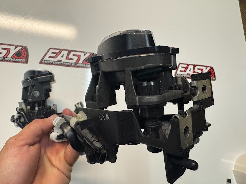 Yamaha YZF R1 2020-2025 Headlight Assembly OEM Genuine B3L-84300-00