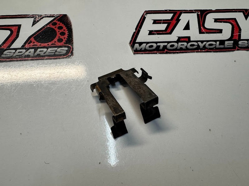 Suzuki GSXR 1000 2007-2008 Rear Caliper Holder Retainer OEM Genuine 69116-44G00