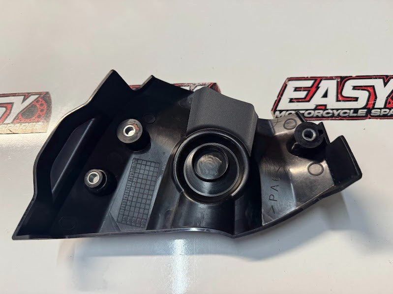Yamaha YZF R7 2022-2025 Front Sprocket Cover Guard OEM Genuine 1WS-15418-00