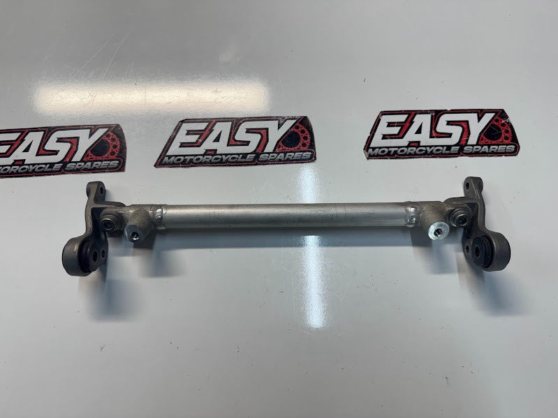 Yamaha YZF R1 2020-2025 Frame Cross Member Support Bracket B3L-2142V-00