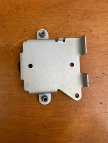 Regulator Mount Yamaha FZ6-S 2006