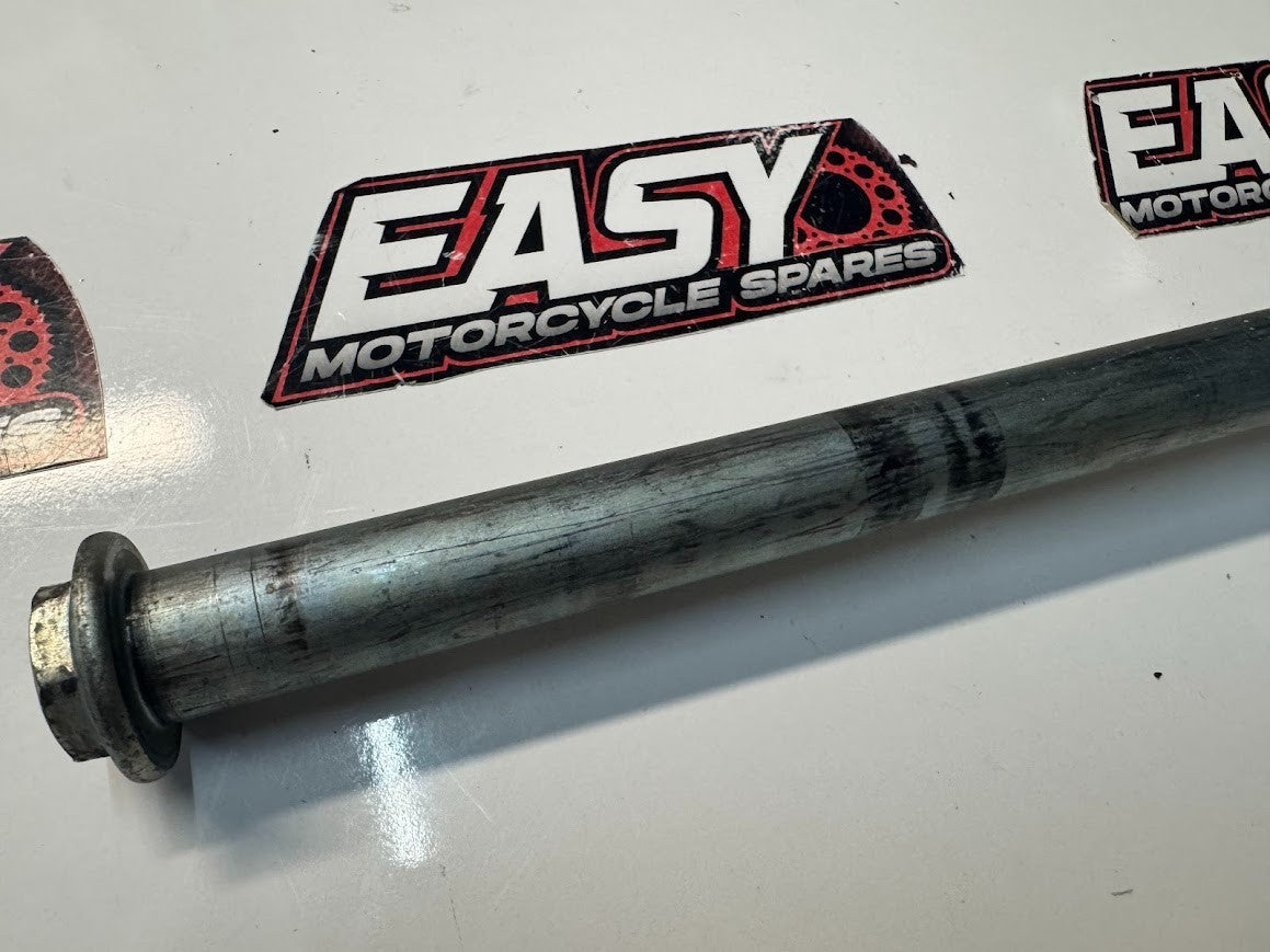 Suzuki VL 1500 Intruder 1998-2009 Rear Axle OEM Genuine 64711-10F00