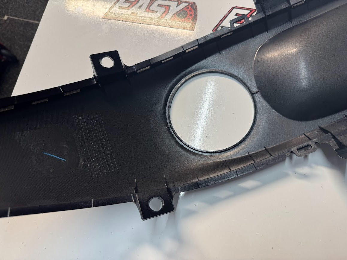 Yamaha YZF R7 2022-2025 Tank Centre Top Fairing Cover OEM Genuine BEB-2171A-00