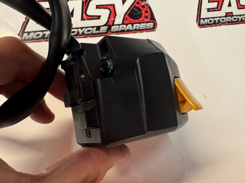 Royal Enfield Interceptor 650 2022 LH Switch Block OEM 580441D Euro 5