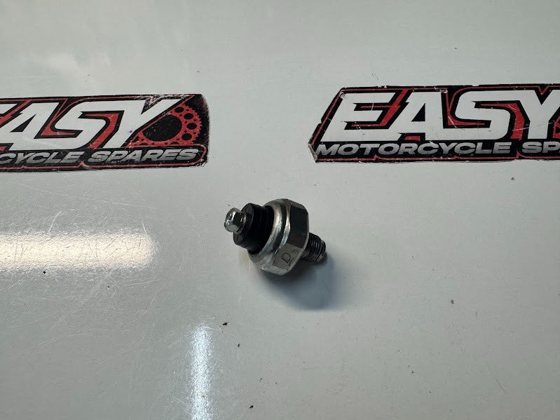 Yamaha YZF R7 2022-2025 Oil Pressure Switch Sender OEM Genuine 1WS-82504-01