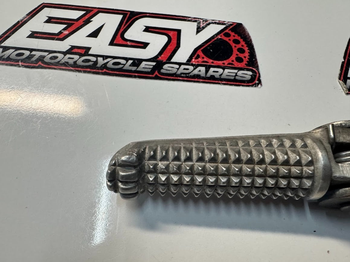 Yamaha YZF R15 2011-2018 RH Riders Peg OEM Genuine 20P-F7461-00