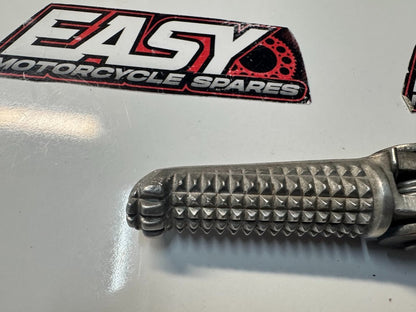 Yamaha YZF R15 2011-2018 RH Riders Peg OEM Genuine 20P-F7461-00