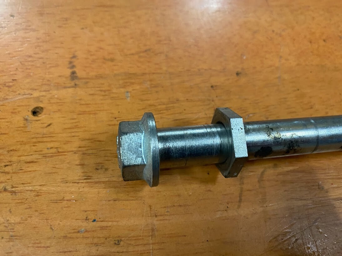 Swing Arm Pivot Bolt KTM RC 390 14-19 2014 90104037000 #2