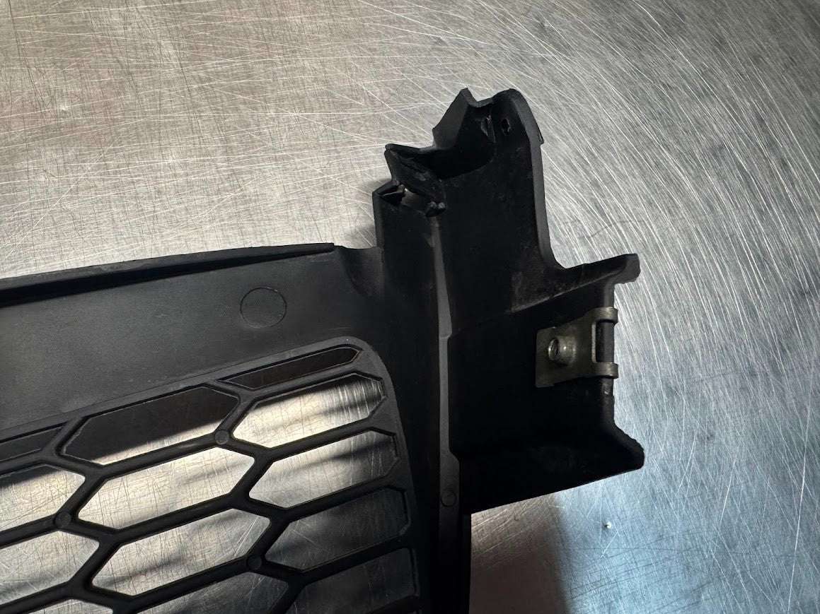 Suzuki GSXR 1000 2005-2006 Front Grill Cowl Guard ZXMT